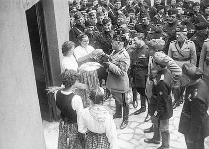 18745876_vita-di-un-nugorese-illustre-un-analisi-de-era-fascista-nella-provincia-italiana-di-massimo-pittau-1