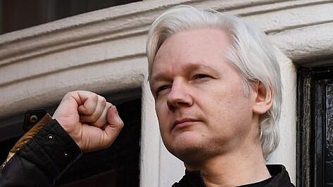 Julian Assange Enrico Lobina